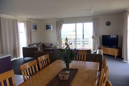 Bayview Beach House Apartment No 1 - Dentist Search 11