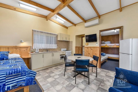 Millicent Hillview Caravan Park - Dentist Search 16