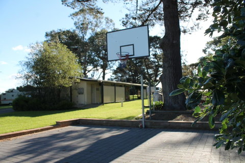 Millicent Hillview Caravan Park - Dentist Search 8