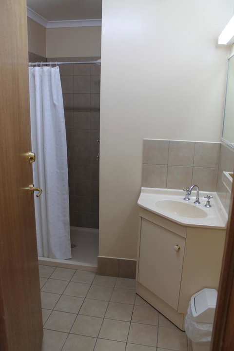 Millicent Hillview Caravan Park - Dentist Search 26