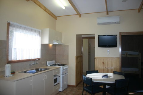 Millicent Hillview Caravan Park - Dentist Search 35