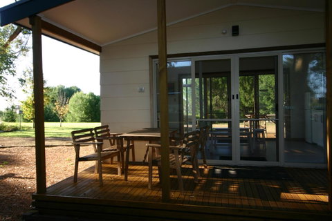 Millicent Hillview Caravan Park - Dentist Search 4