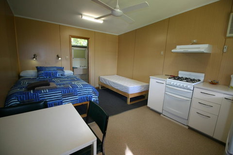 Millicent Hillview Caravan Park - Dentist Search 31