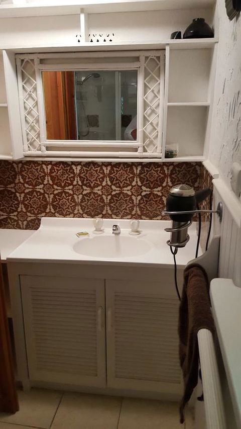 Cosy Nook - Dentist Find 31