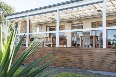 Port Lincoln Seaside Home - Dentist Find 10