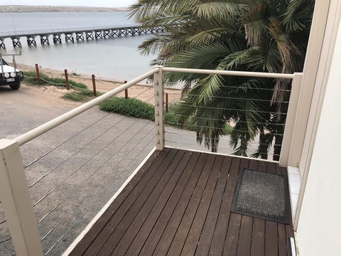 Streaky Bay Beachside & Jetty View Apartments - Dentist Search 10