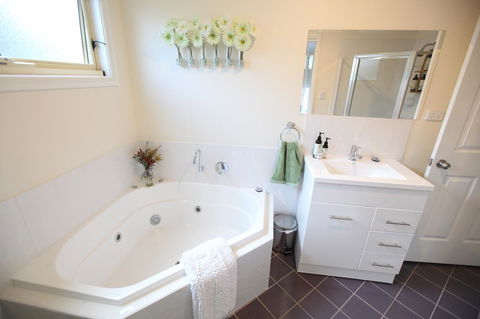 One Tree Bed And Breakfast - Dentist Find 10