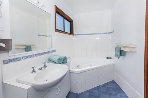 Big4 Naracoorte Holiday Park - Dentist Find 30