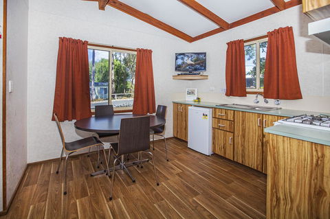Big4 Naracoorte Holiday Park - Dentist Find 37