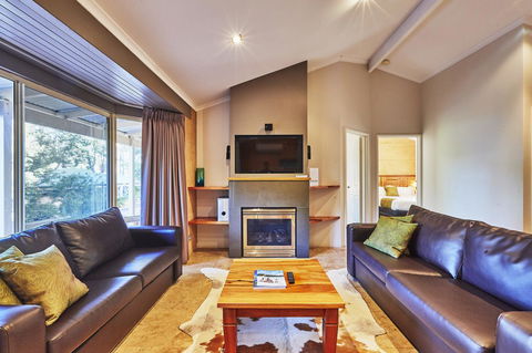 Eight Willows Retreat - Dentist Find 16