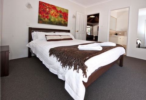 Margaret River Hideaway & Farmstay - Dentists Australia 14