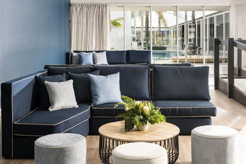 Tradewinds Hotel - Dentists Australia 34