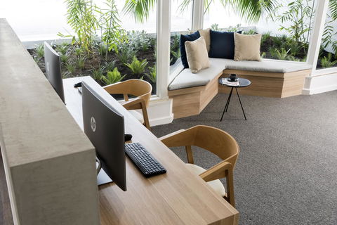 Tradewinds Hotel - Dentists Australia 35