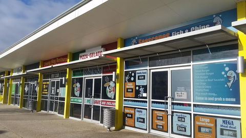 Mandurah Beach Front Apartment - Dentist Find 11