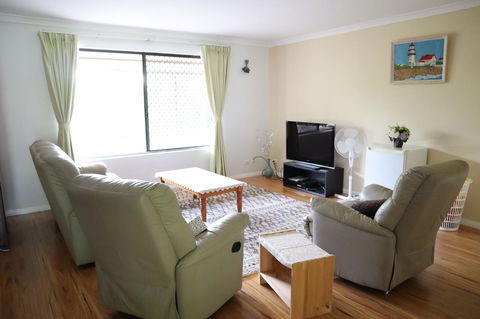 Cockburn Retreat Home æŸæ–¯æ‚ é–’æ°‘å®¿ - Dentist Search 13