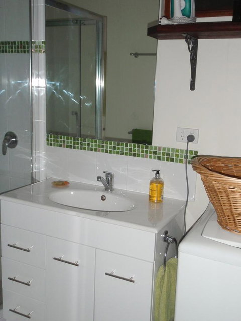 Gypsy Cottage - Dentist Find 6