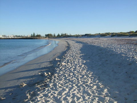 Gypsy Cottage - Dentist Find 2