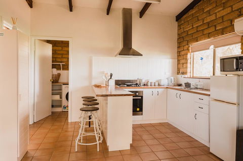 Margaret River Holiday Cottages - Dentists Australia 5