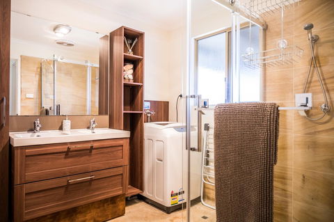 The Bothy Lancelin Family Retreat - Dentist Find 19