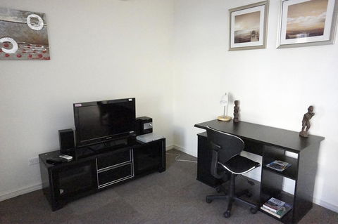 South Beach 49 - Dentist Find 1