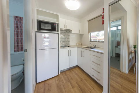 Banksia Tourist Park - Dentist Find 37