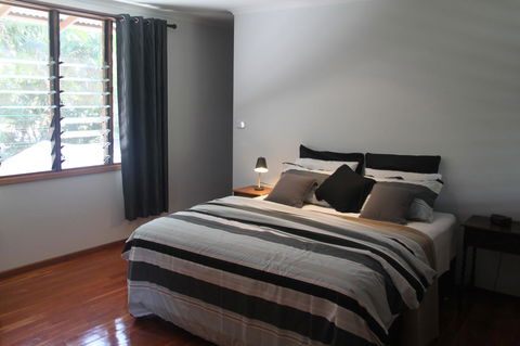 Beach House On Fox - Dentists Australia 3