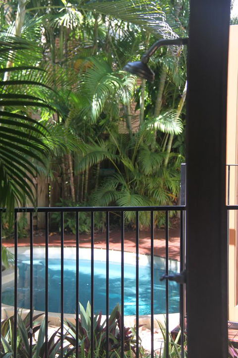 Beach House On Fox - Dentists Australia 16