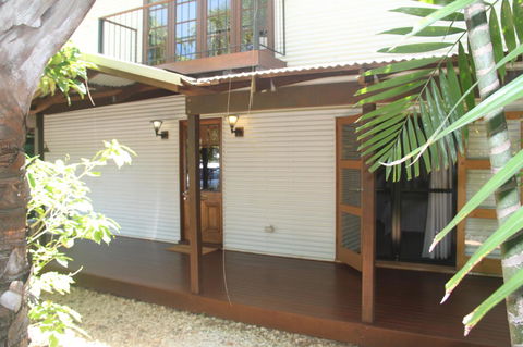 Beach House On Fox - Dentists Australia 22