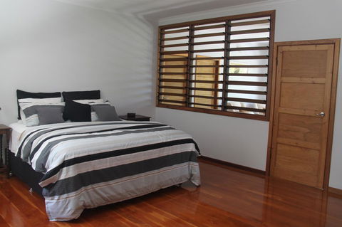 Beach House On Fox - Dentists Australia 4