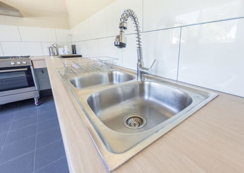 Belvedere Caravan Park - Dentist Find 43