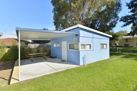Belvedere Caravan Park - Dentist Find 6
