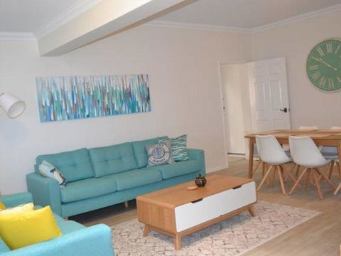 Caravel Beach House Mandurah - Dentist Find 25