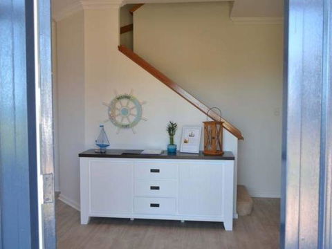 Caravel Beach House Mandurah - Dentist Find 23