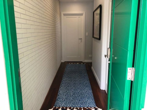 Starboard Drift - Captain & Crew - In Town Entire House For 8 - Dentist Search 30
