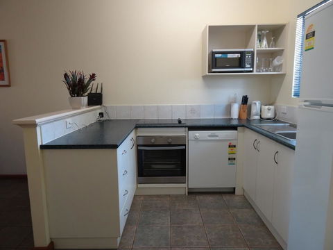 Broome - Dentist Search 11