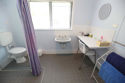 Jacaranda Guest House - Dentist Find 17