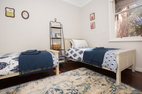 Historic Oakhill House Entire Estate - Dentists Australia 10