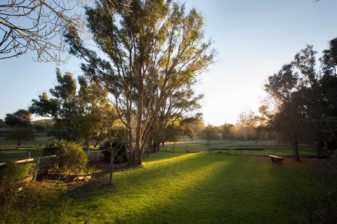 Historic Oakhill House Entire Estate - Dentists Australia 6