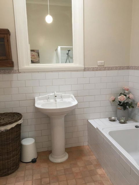 Historic Oakhill House Entire Estate - Dentists Australia 16