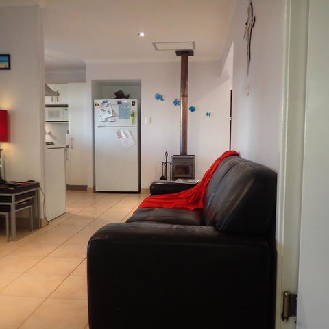 Moore River Cottage - Dentists Australia 6