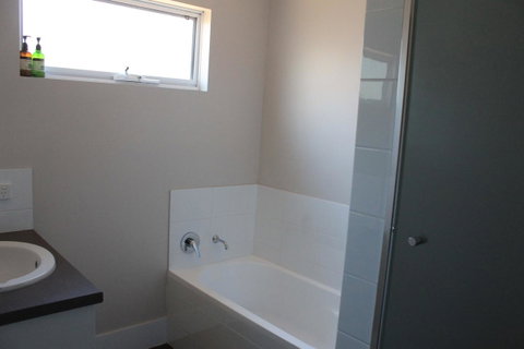 Bluebird Cottage - Dentist Find 23