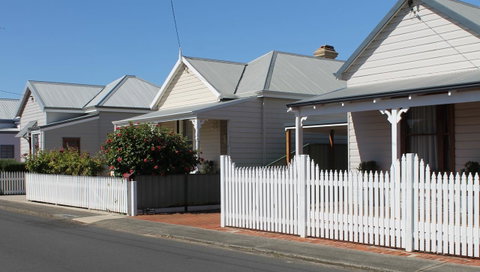 Bluebird Cottage - Dentist Find 32