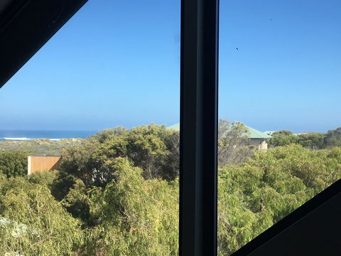 Zephyr Studio - Dentist Search 31