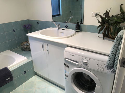 Zephyr Studio - Dentist Search 20