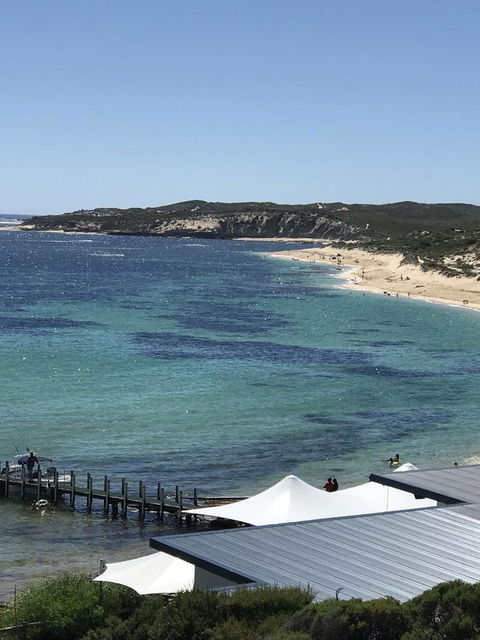 Zephyr Studio - Dentist Search 29