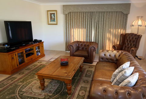 Nivalis Bed And Breakfast - Dentist Find 21