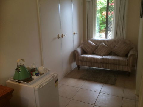 Nivalis Bed And Breakfast - Dentist Find 24