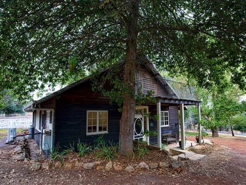 Oak Tree Barn Bridgetown - Dentists Australia 2
