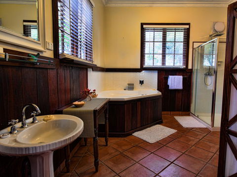 Oak Tree Barn Bridgetown - Dentists Australia 8