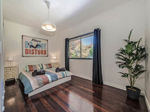 Panoramique Holiday Home With A View - Dentists Australia 13